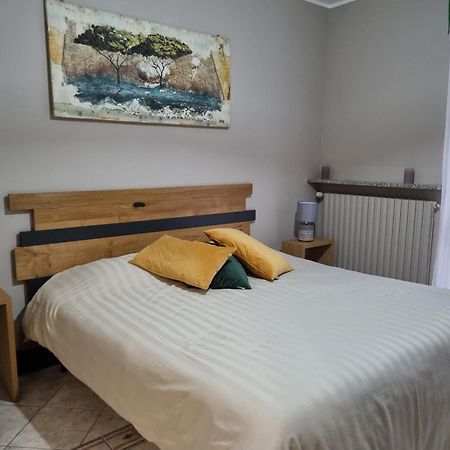 Raimondo'S Apartment Альба Экстерьер фото